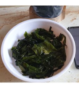 5 g vízbe áztatott wakame alga