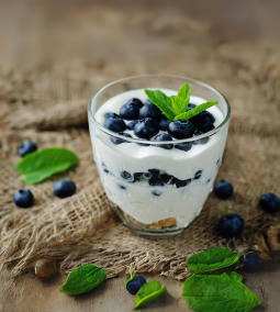 Panacotta szója- és kókusztejjel, áfonyával - vegán, gluténmentes