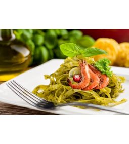zoldalga pestos tagliatelle királyrákkal